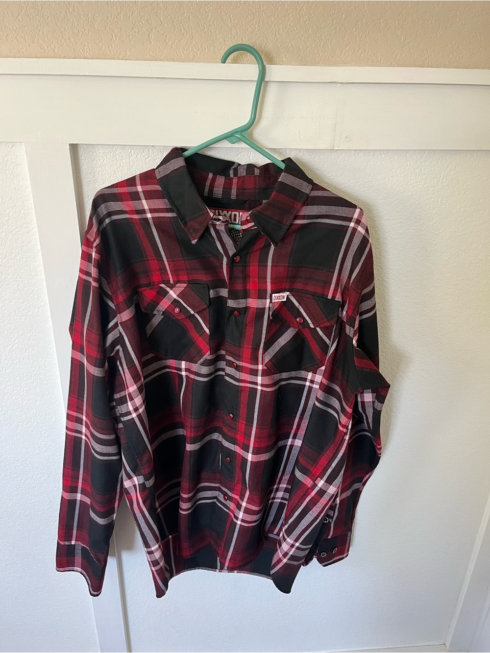 Dixxon Men's XL The Matchless Flannel Button-down Shirt